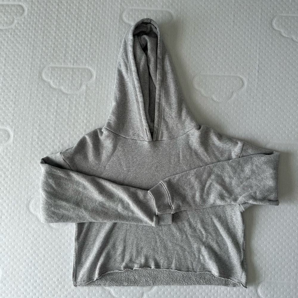 American Eagle cropped hoodie